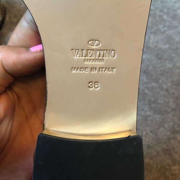 Sandals! - Picture 3 of 3